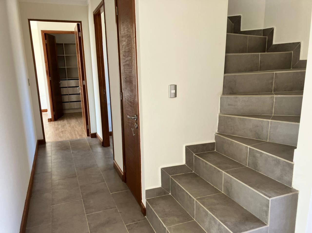 Arriendo Casa 4 dorm. 3 baños