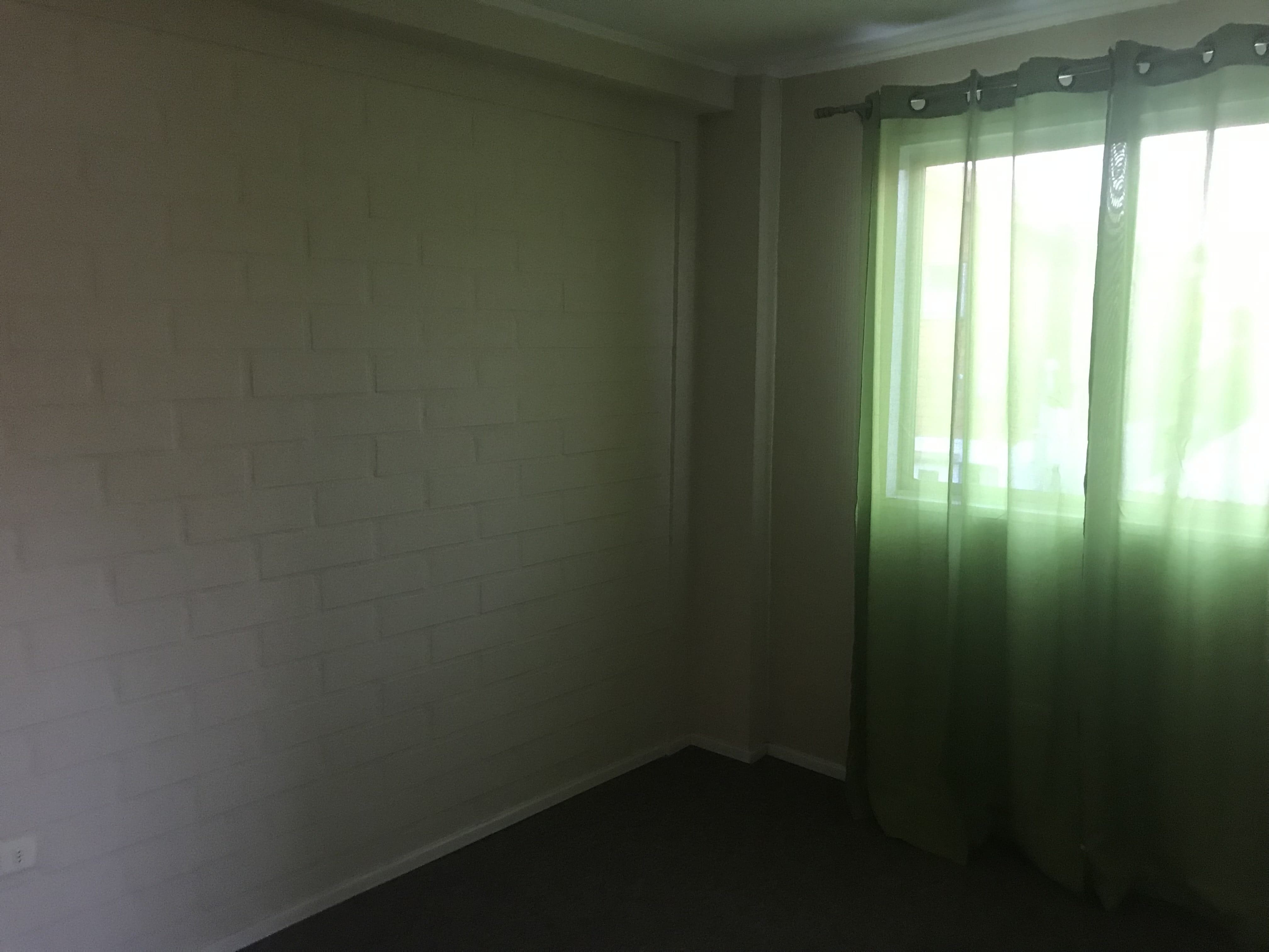 Casa 2 ps. con Local Comercial