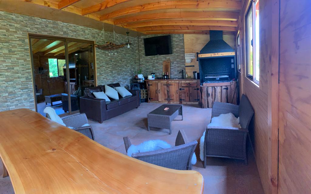 Casa 350m2, 4 dorm, piscina