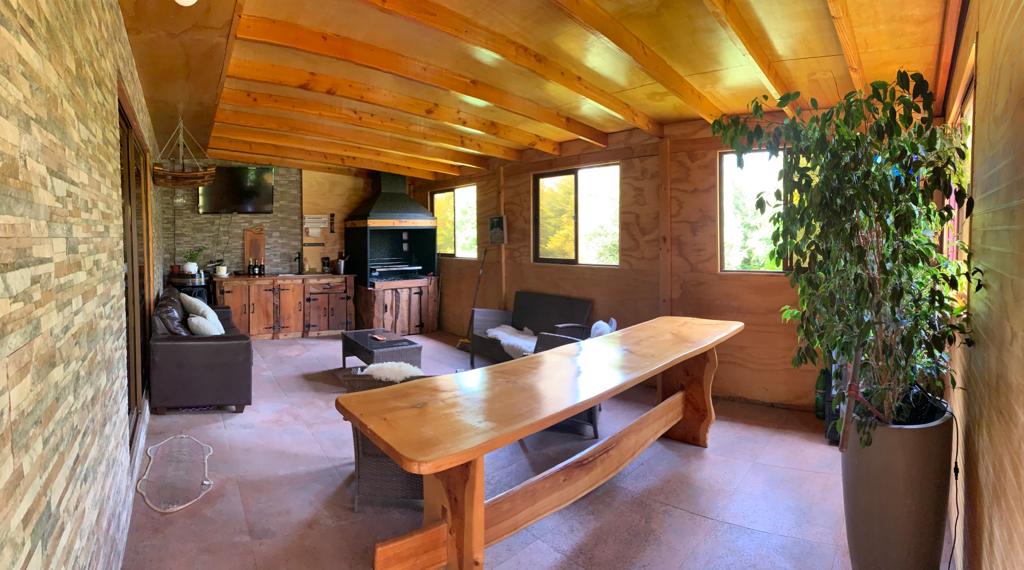 Casa 350m2, 4 dorm, piscina