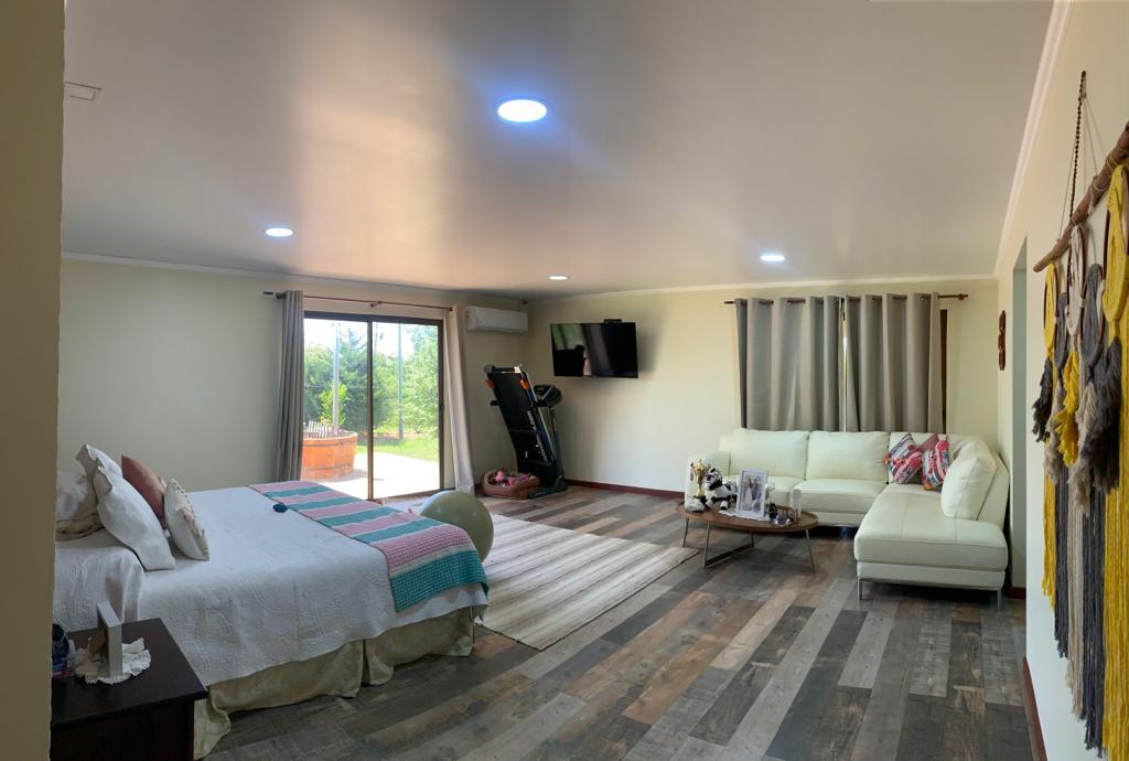 Casa 350m2, 4 dorm, piscina