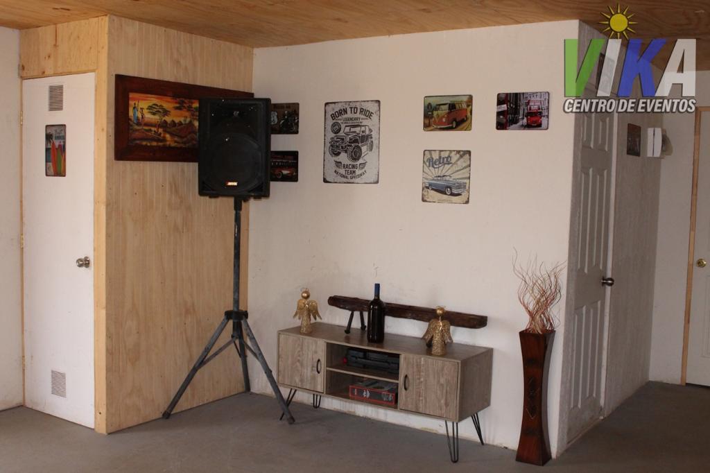 Casa 350m2, 4 dorm, piscina