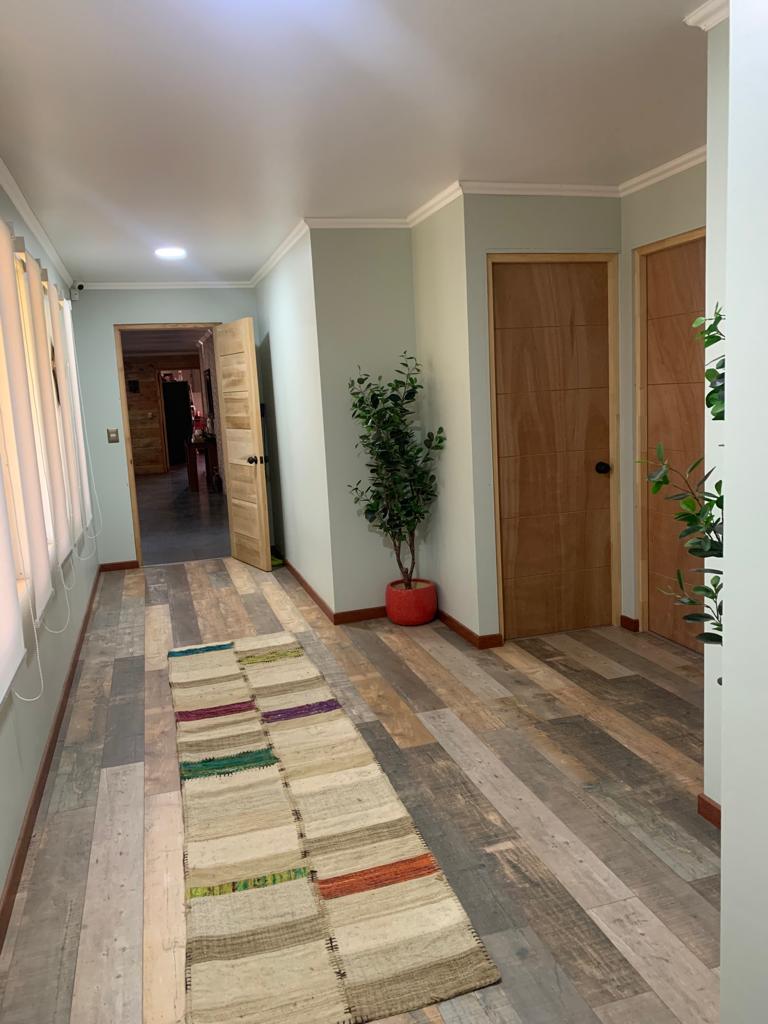Casa 350m2, 4 dorm, piscina