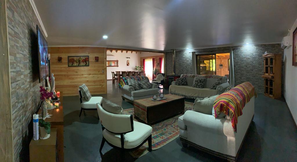 Casa 350m2, 4 dorm, piscina